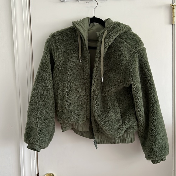 Green Lululemon Fuzzy Reversible Jacket - Picture 2 of 5